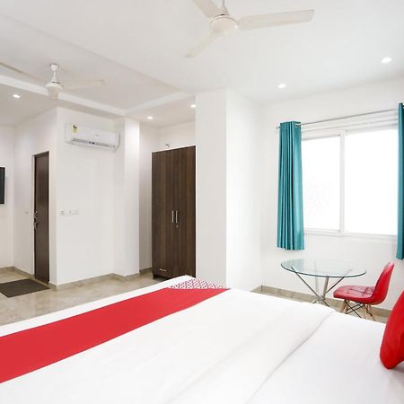 Hotel O Jsb Hotel Faridabad Exteriör bild