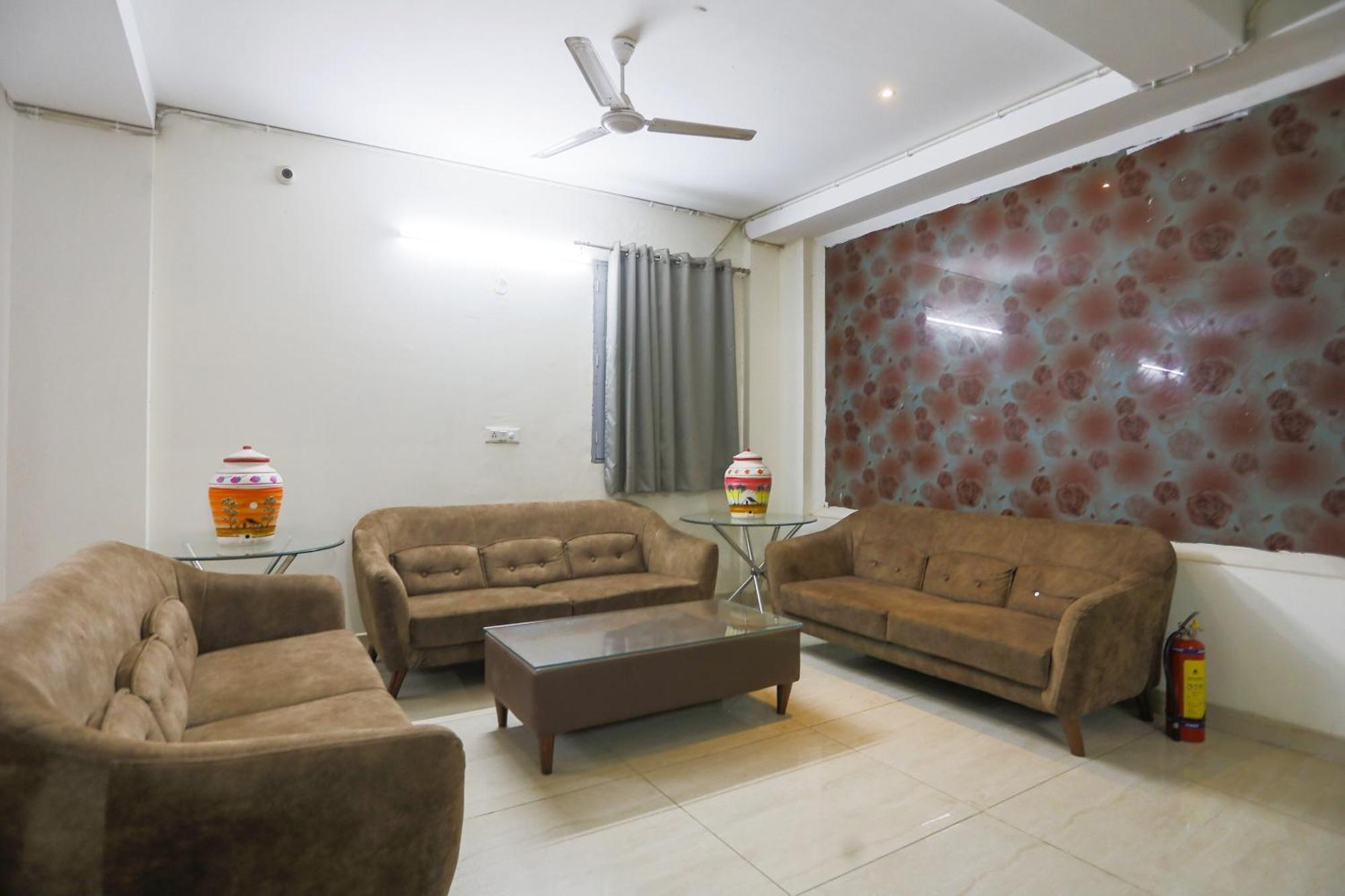 Hotel O Jsb Hotel Faridabad Exteriör bild