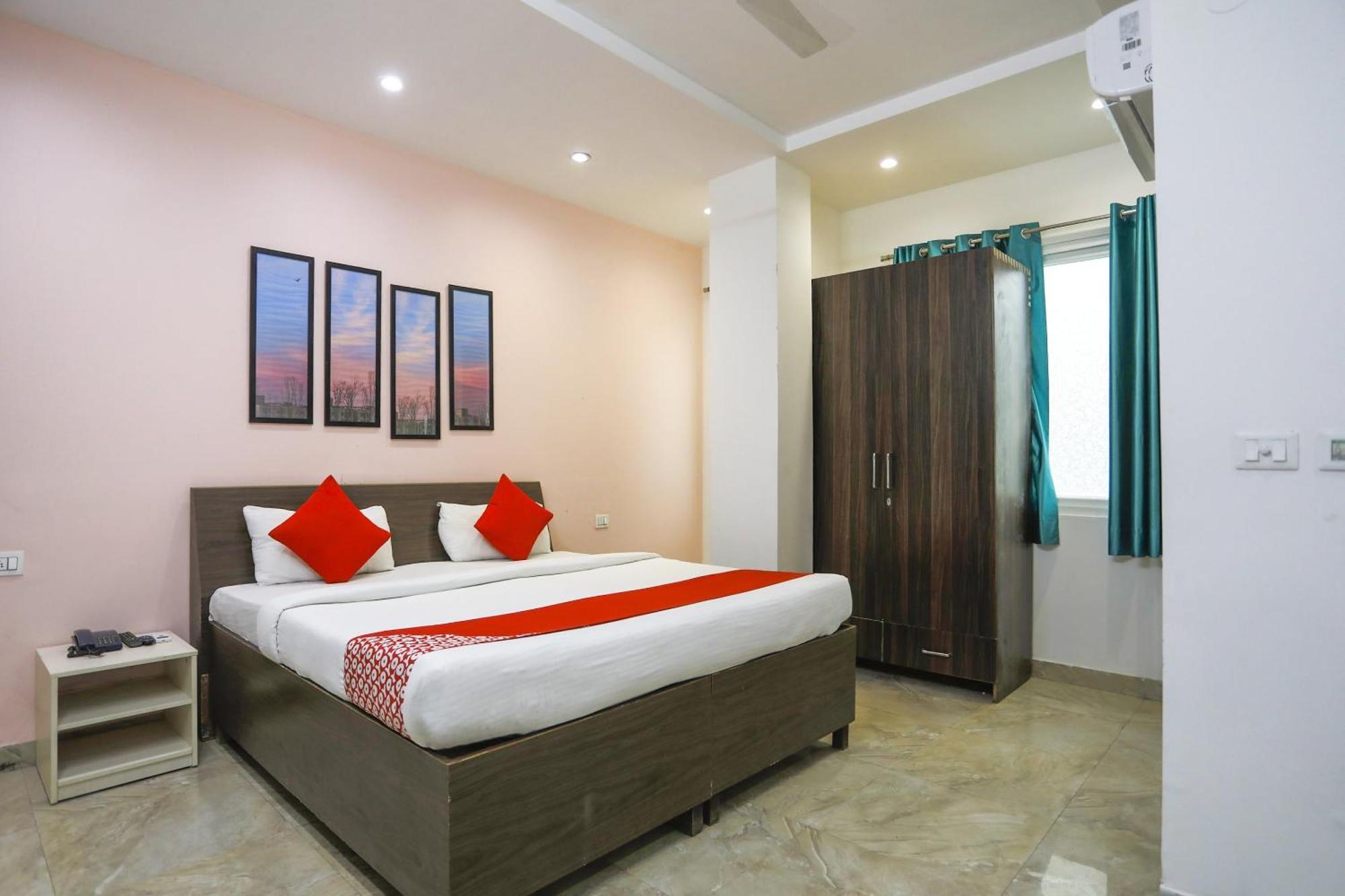 Hotel O Jsb Hotel Faridabad Exteriör bild